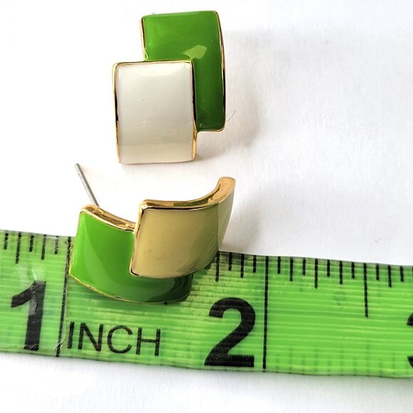 Small Mini Earrings in Green, Cream and White Enamel - Picture 2 of 8